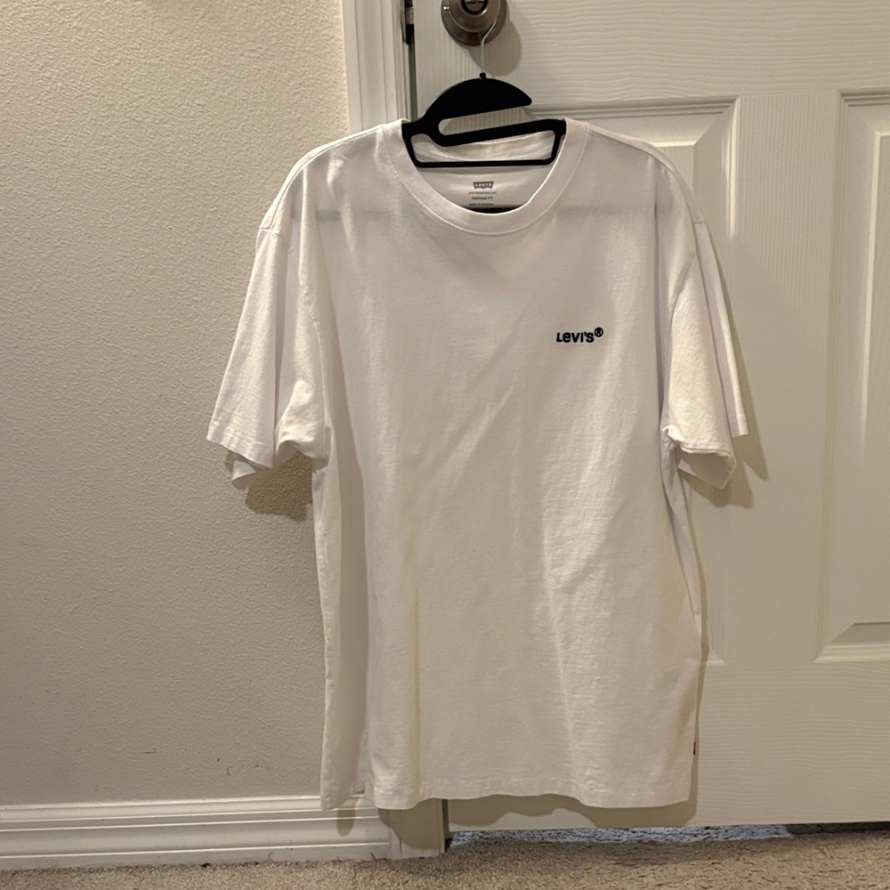 Levi's Men’s Classic White Short Sleeve Tee